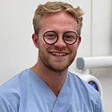 Profilbilde av tannlege Arne Sebastian Rossow