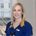 Profilbilde av tannlege Erin Bolton