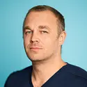 Profilbilde av gastroenterolog og indremedisiner Øystein Sørdal